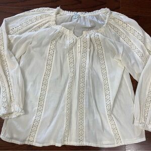 SUNDANCE White Eyelet Embroidered Boho Peasant Top Floral oversized Flowy Sz M